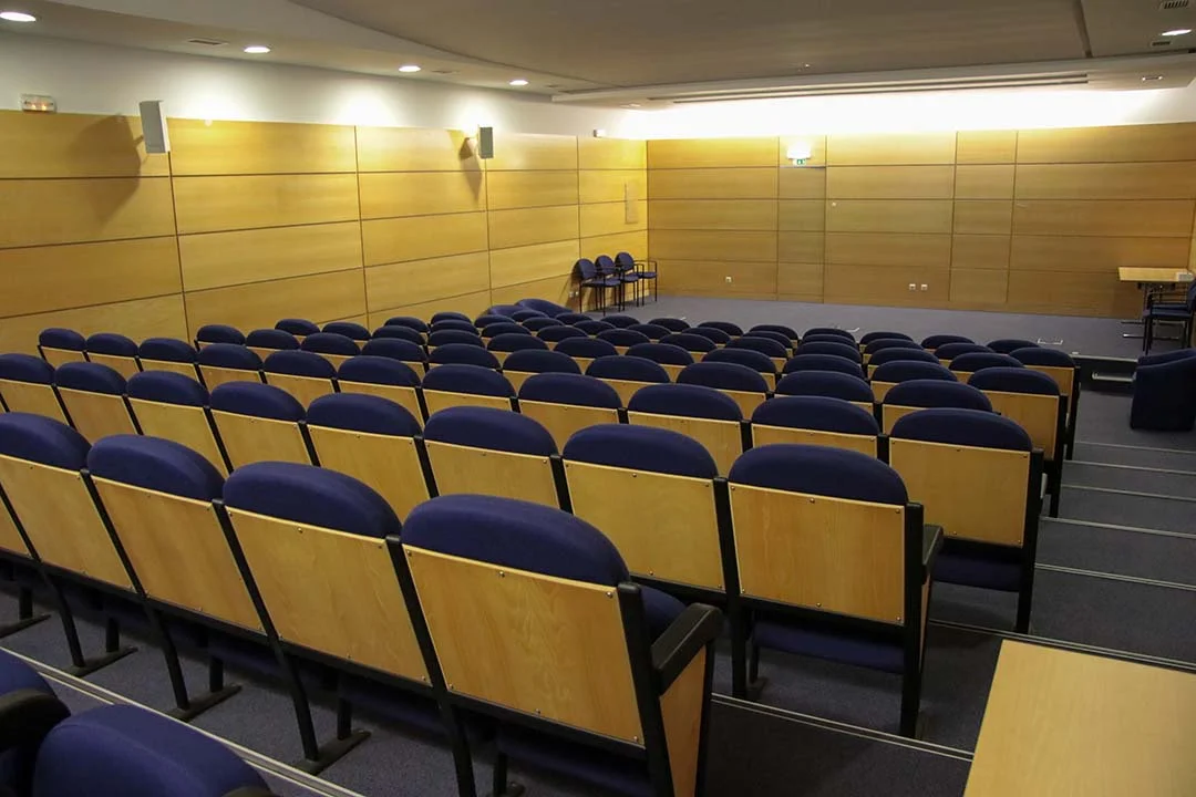 Auditório e Sala de Convívio 1